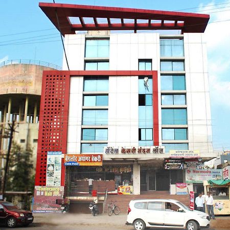 Hotel Kesari Nandan Lātūr Extérieur photo