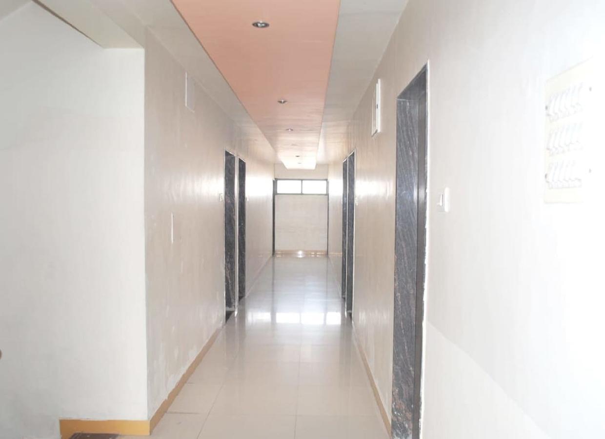 Hotel Kesari Nandan Lātūr Extérieur photo